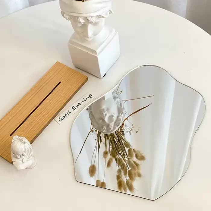 Miroir décoratif irrégulier INS