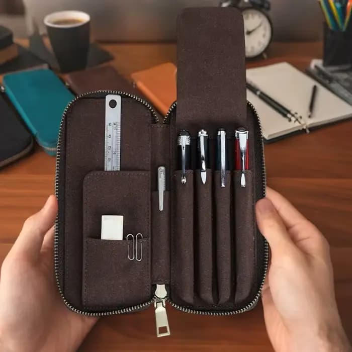Trousse à crayons en cuir véritable avec 4 fentes