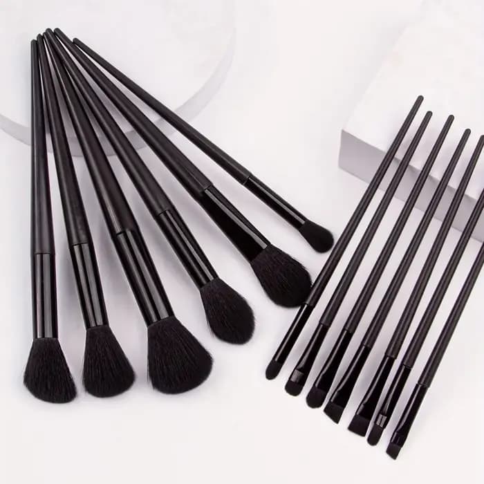 Ensemble de pinceaux de maquillage professionnels 13 pièces avec pochette – poils synthétiques ultra doux