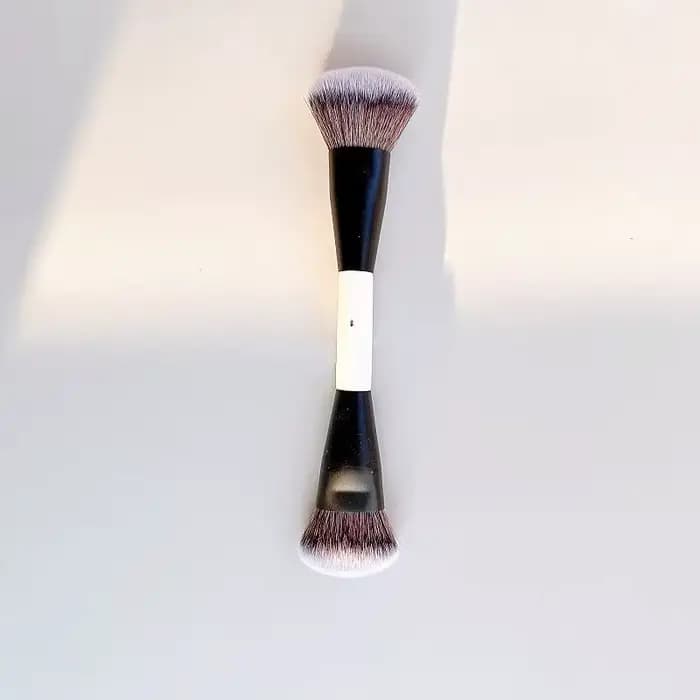 Pinceau de maquillage double embout F4 pour fond de teint
