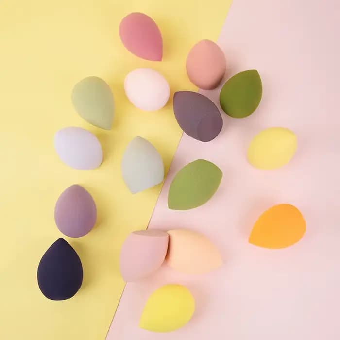 Éponge de maquillage bouffante pour fond de teint