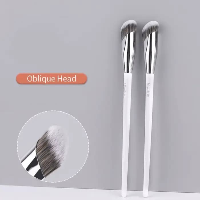 Pinceaux de fond de teint pour tête Oblique