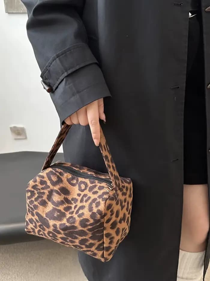 Sac à cosmétiques à imprimé léopard pour femmes