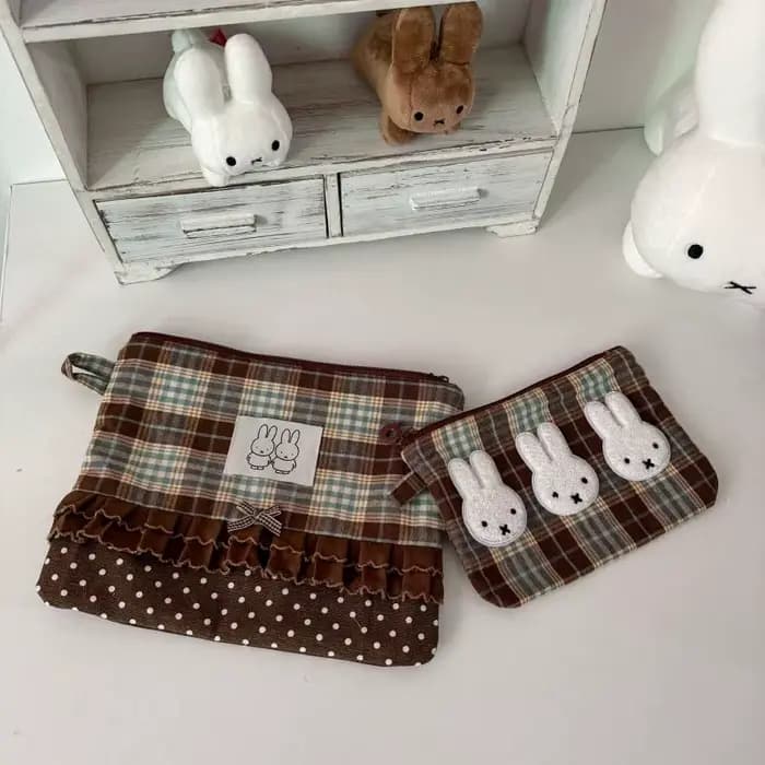 Sac de maquillage Kawaii Miffy, sac de rangement mignon à carreaux contrastés pour notes, articles et papeterie, cadeau pour fille