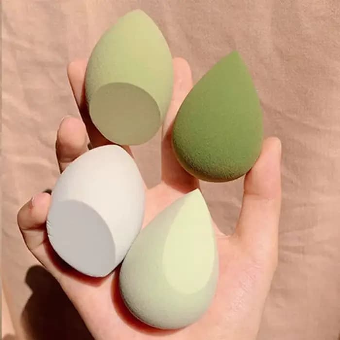 Éponge de maquillage bouffante pour fond de teint