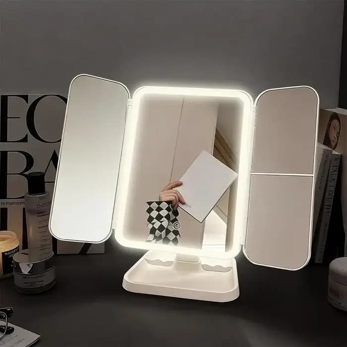 Miroir de maquillage à trois volets