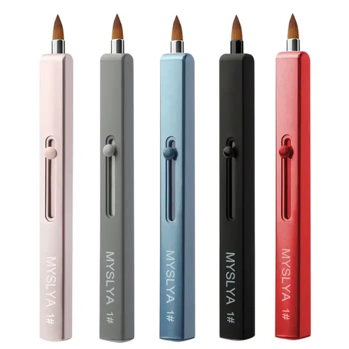 Pinceau de maquillage avec capuchon pour femmes