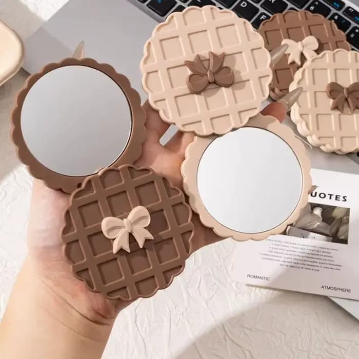 Miroir de maquillage Double face coulissant en forme de gaufre