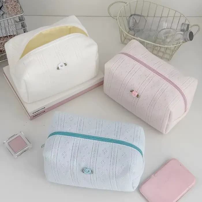Trousse de maquillage florale avec nœud en dentelle pour femmes