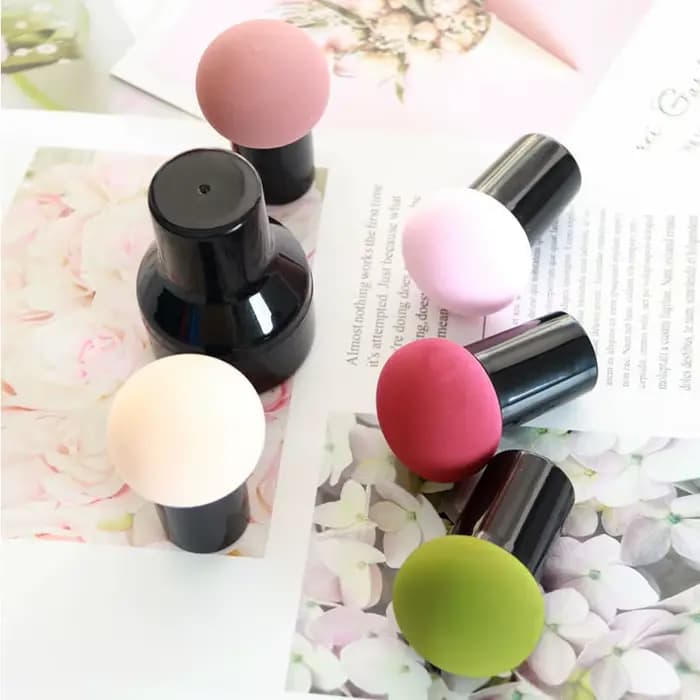 Éponge de maquillage tête de champignon pour femmes