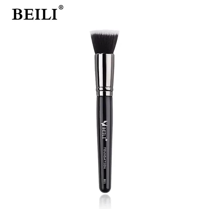Pinceau de maquillage pour fond de teint crème noire