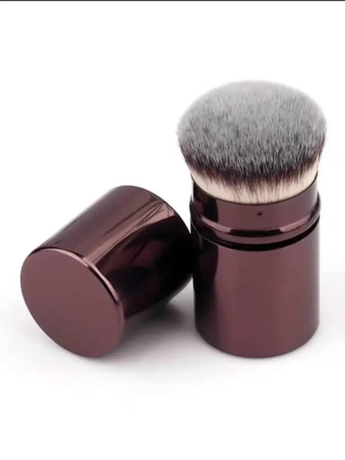 1 pinceau de maquillage pour fond de teint rétractable avec couvercle
