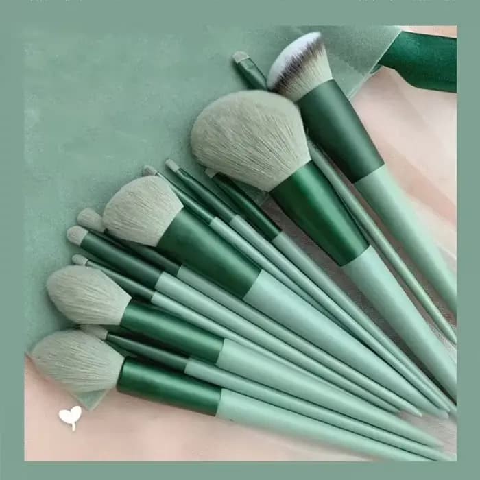 Ensemble de pinceaux de maquillage doux et moelleux