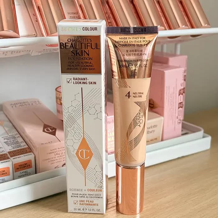Bestseller CT Blush Stick Facile à Appliquer & Fond de Teint Liquide Essence Maquillage Facial 100ml Spray Fixateur de Maquillage Longue Tenue