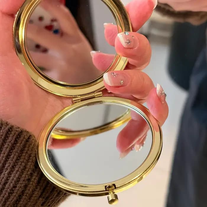 Nouveau Miroir Compact en Forme de Cœur Magic Girl Hachiware Usagi Kawaii Double Face Portable pour Maquillage et Boîte à Bijoux Cadeau