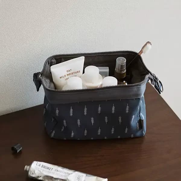 Nouvelle mode sac cosmétique femmes étanche flamant sacs de maquillage organisateur de voyage Kits d