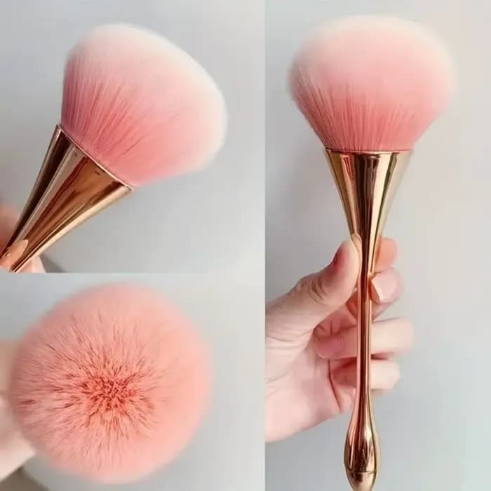 Pinceau à blush et highlighter à long manche en or rose