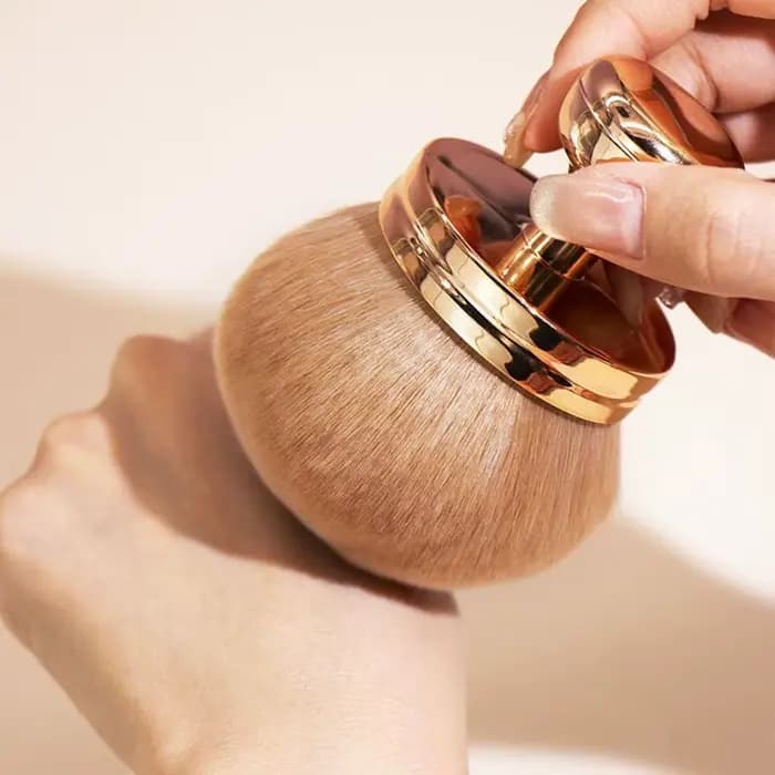 Pinceau de maquillage ergonomique extra large en forme de champignon