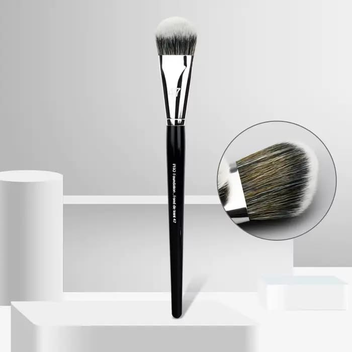 Brosses de maquillage pour fond de teint, 1 pièce Pro, poils synthétiques, poignée en bois, #47