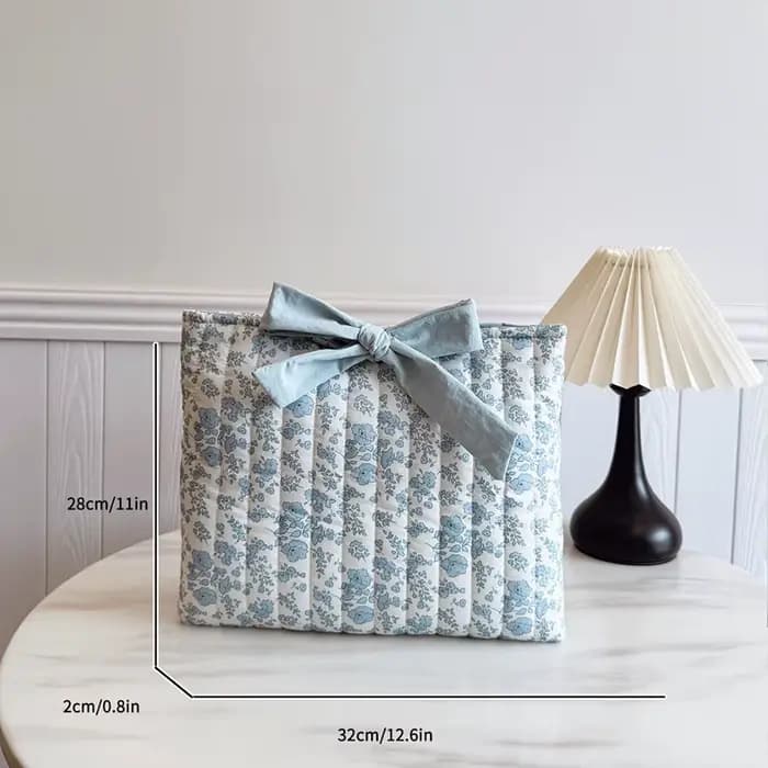 Trousse de maquillage matelassée florale