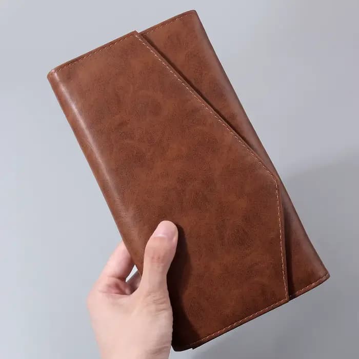 Pochette à pinceaux de maquillage en PU marron avec boucle magnétique, organiseur anti-poussière et pliable, capacité jusqu'à 12 pinceaux pour le voyage, portable et élégant