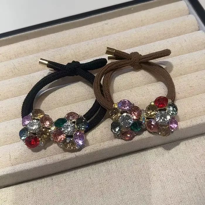 Attache de cheveux avec nœud en cristal de luxe, bandeau élastique Chic et minimaliste, accessoire de cheveux à la mode, corde de cheveux élégante pour femmes