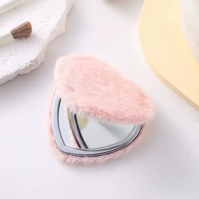 1PCS Nouveau Cadeau de la Saint-Valentin Miroir de maquillage pliable en peluche double face Portable Élégant