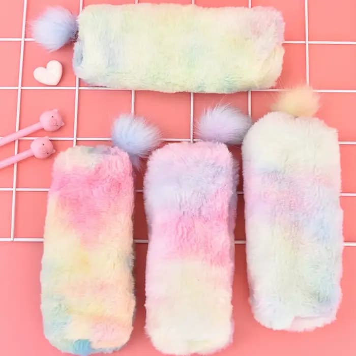 Étui à crayons en peluche Kawaii pour filles