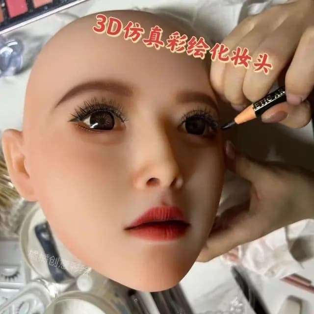 Maquilleur novice copie spéciale peinture pratique d'introduction scène maquillage tête factice même imitation silicone