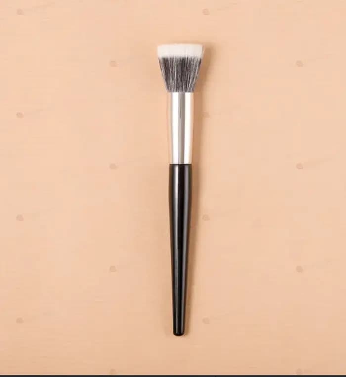 Pinceau de maquillage à points