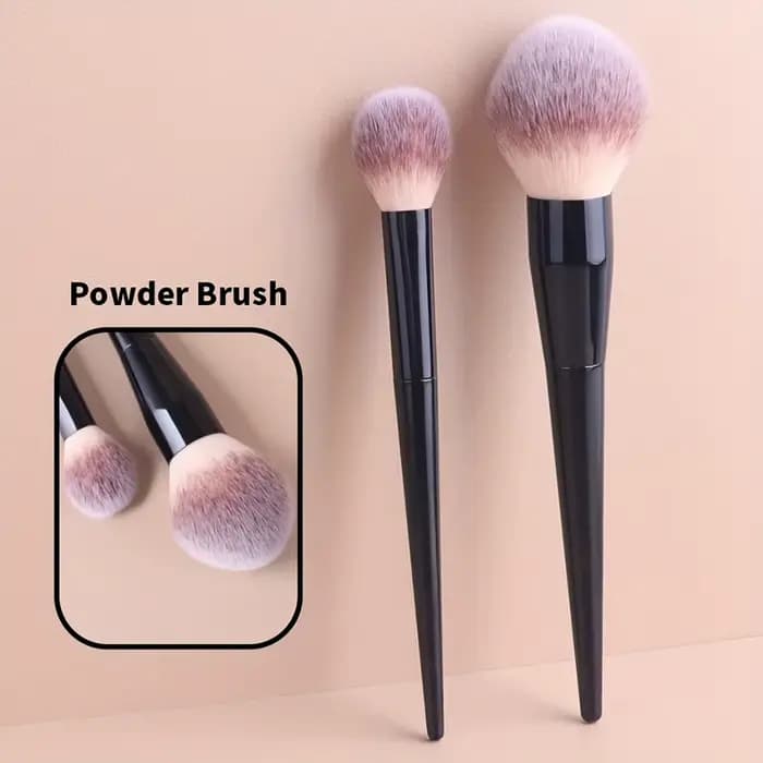 2 pinceaux de maquillage professionnels avec de grandes poils en nylon doux et des pointes elliptiqu
