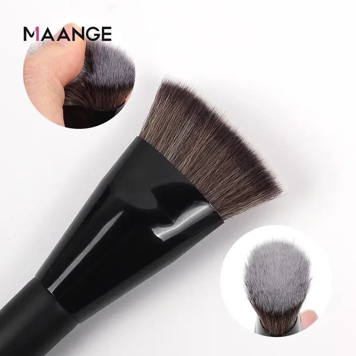 Brosse à fond de teint à tête plate avec boîte