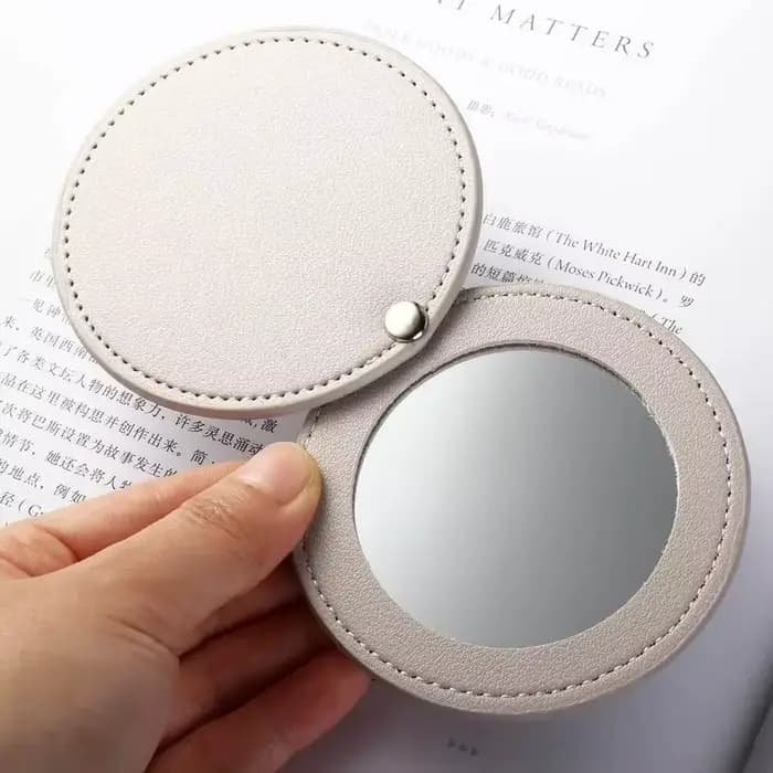 Nouveau miroir de maquillage en cuir PU