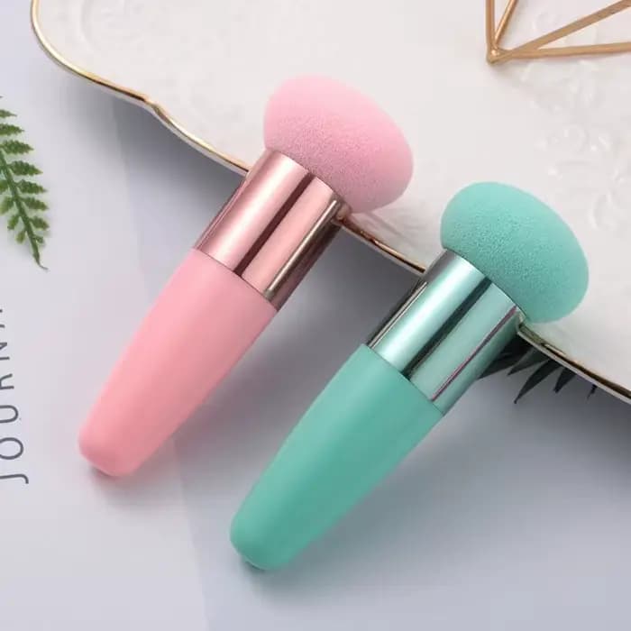 Stylo bouffant de maquillage en éponge à tête de champignon multicolore