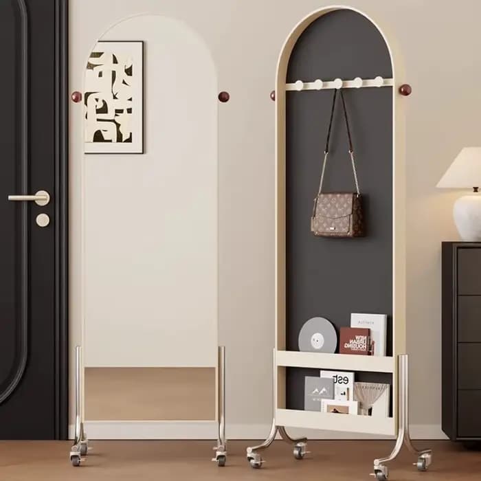 Miroir Design Unique irrégulier pour adolescentes