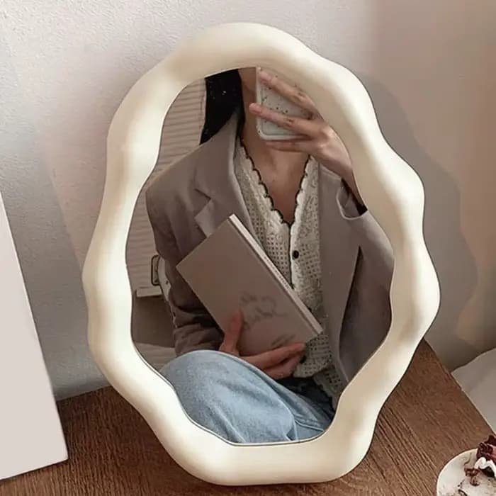 Miroir de maquillage de style nordique