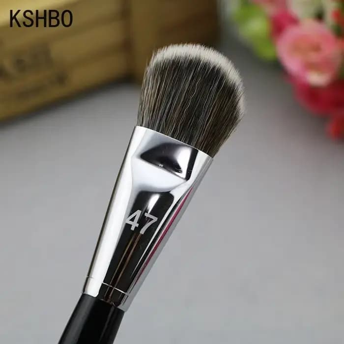 KSHBO – brosse de fond de teint 47