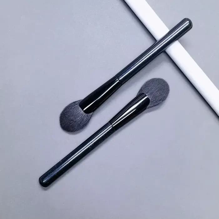 Pinceau de maquillage en poils de chèvre pour surligneur