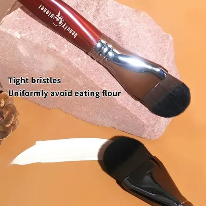 Pinceau de maquillage pour fond de teint plat