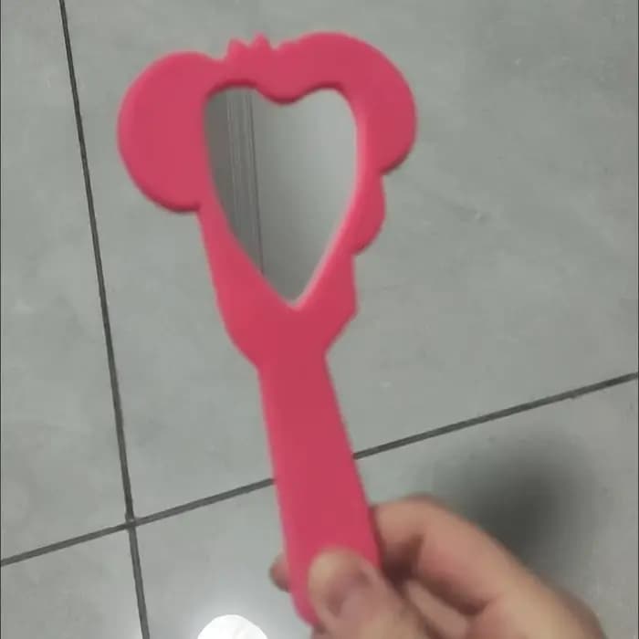 Crayon Shin-chan miroir de maquillage créatif farfelu