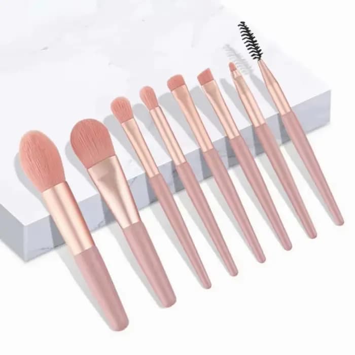 Ensemble de pinceaux de maquillage pour débutants