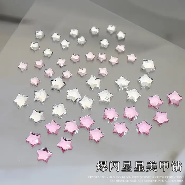 50 pièces Super étincelle coloré étoiles à cinq branches diamants à dos plat Nail Art strass gemme m