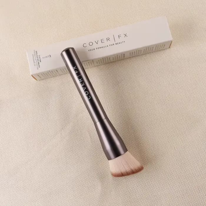 Pinceau de maquillage pour fond de teint unique