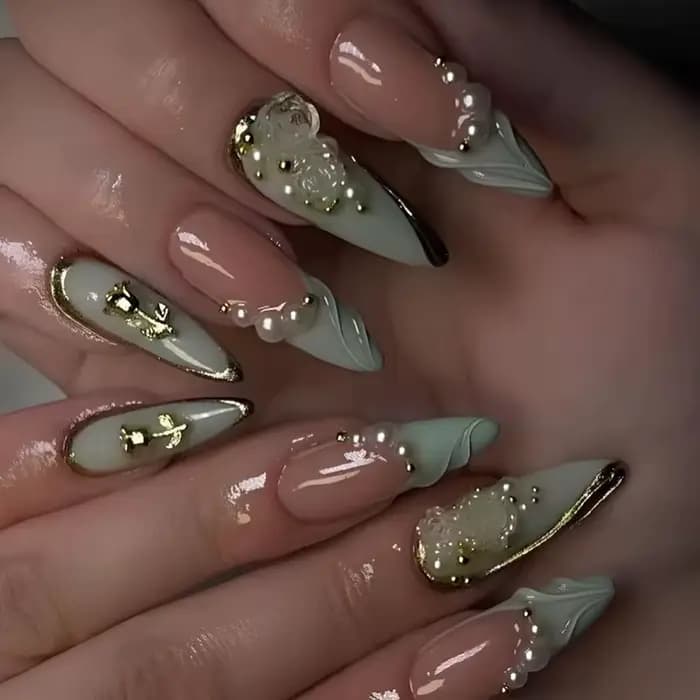 Faux ongles ovales mi-longs à pression en amande bleue, 24 pièces, avec perles 3D, pointes à motif d