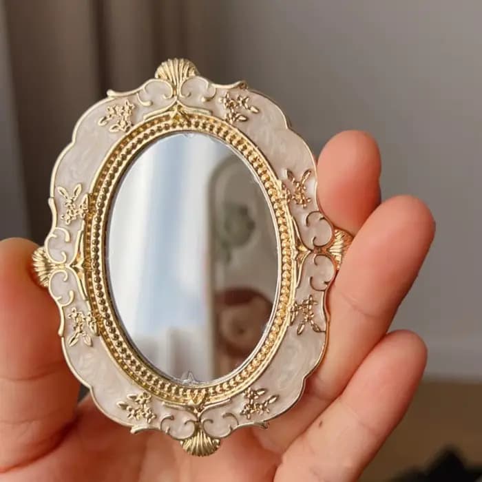 Mini miroir de maquillage rétro européen en Relief doré