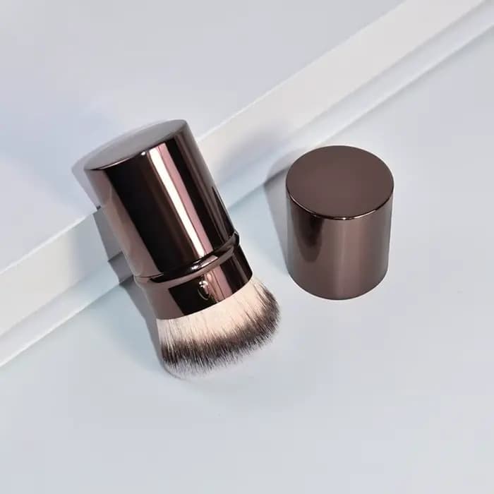 Pinceau de maquillage rétractable Portable en cheveux synthétiques
