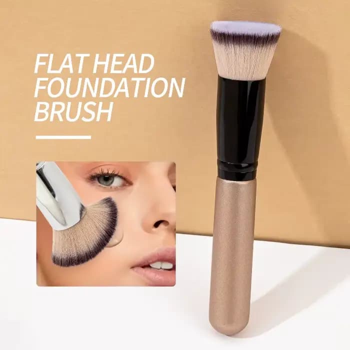 1 pinceau de maquillage avec boîte pour fond de teint