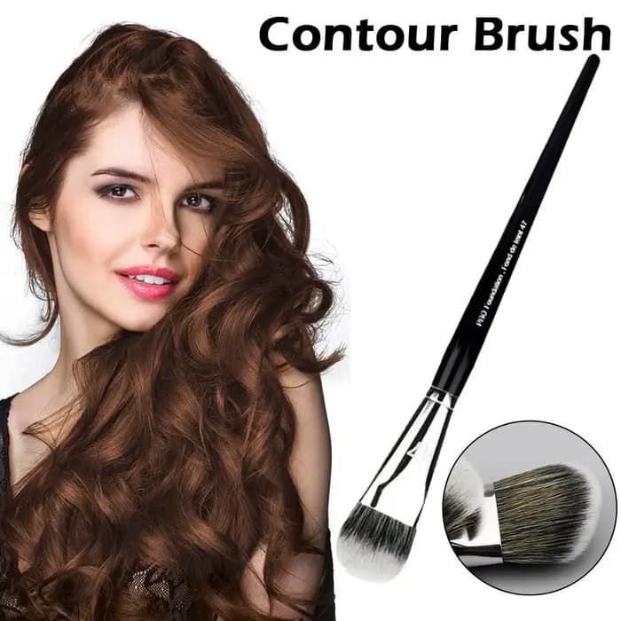 Pinceau de maquillage professionnel Sephora n°47 à angle biseauté pour fond de teint liquide, crème